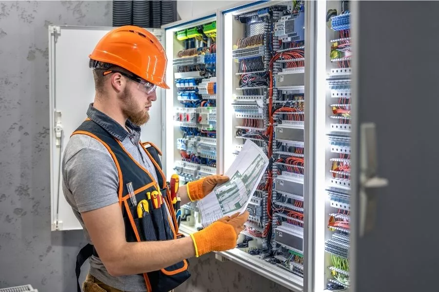 elektirik-panosu-diyafon-oda-prizkurulumu-695d05735eb92